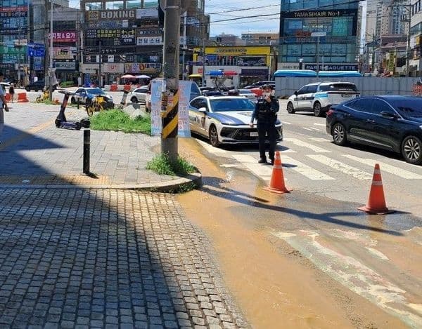 When Suwon’s Streets Suddenly Gave Way